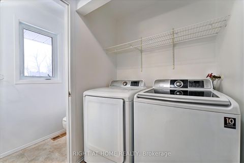 Photo 21 at 22 ALMOND Lane, Katimavik, Kanata