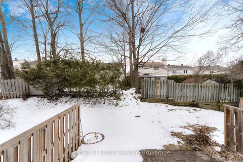 Photo 23 at 22 ALMOND Lane, Katimavik, Kanata