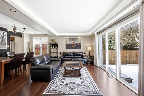 Photo 12 at 178 Equestrian Drive, Bridlewood, Kanata