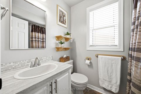 Photo 22 at 178 Equestrian Drive, Bridlewood, Kanata