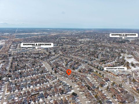 Photo 38 at 178 Equestrian Drive, Bridlewood, Kanata