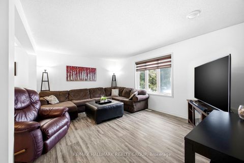 Photo 8 at 2740 Lockwood Lane, Cumberland Estates, Orleans