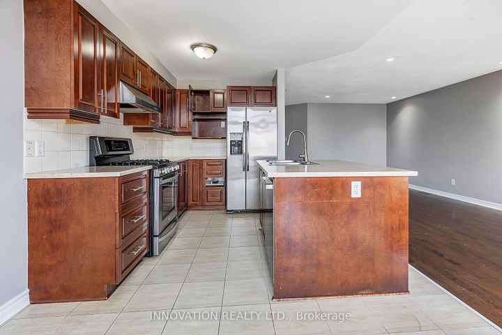 Photo 8 at 126 Garrity Crescent, Nepean (Strandherd), Ottawa