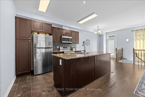 Photo 10 at 333 Tulum Crescent, Emerald Meadows/Trailwest, Kanata