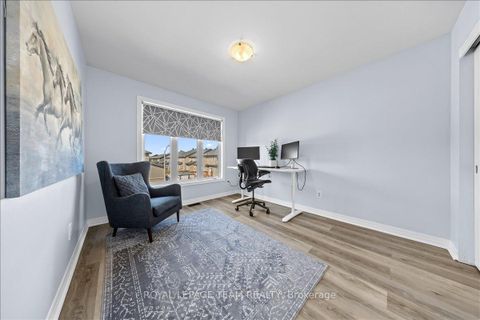 Photo 18 at 333 Tulum Crescent, Emerald Meadows/Trailwest, Kanata