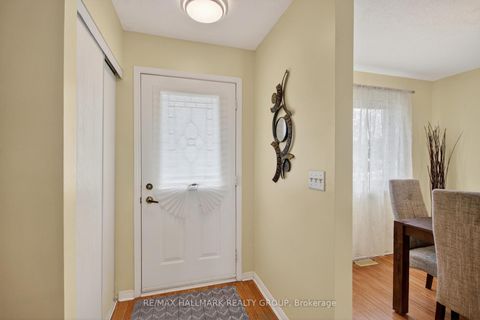 Photo 5 at 3 Daphne Crescent, Stittsville (South), Stittsville