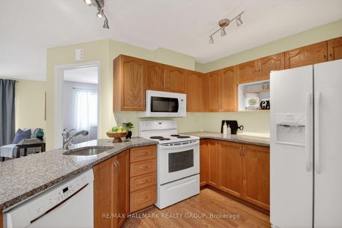 Photo 10 at 3 Daphne Crescent, Stittsville (South), Stittsville