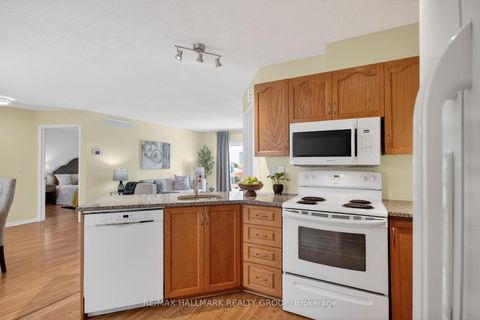 Photo 12 at 3 Daphne Crescent, Stittsville (South), Stittsville