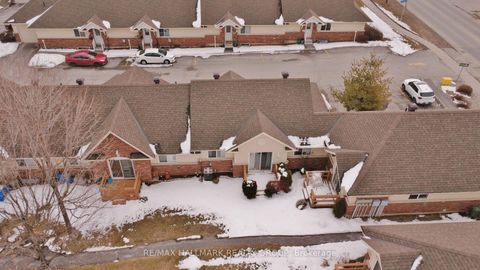 Photo 17 at 3 Daphne Crescent, Stittsville (South), Stittsville