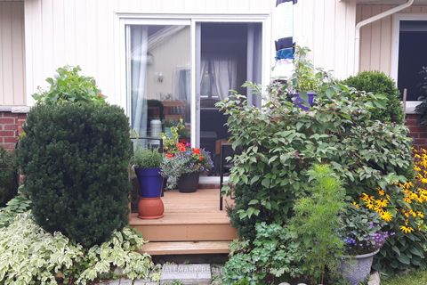 Photo 19 at 3 Daphne Crescent, Stittsville (South), Stittsville