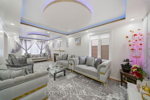 Photo 4 at 180 Equestrian Drive, Bridlewood, Kanata