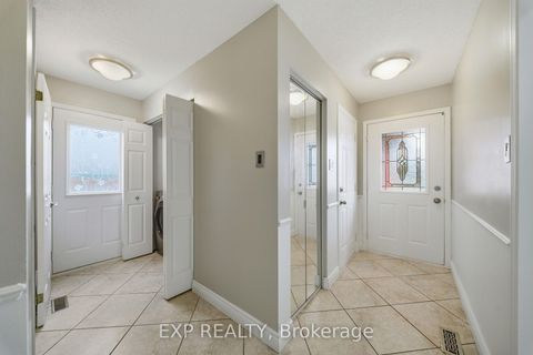 Photo 7 at 180 Equestrian Drive, Bridlewood, Kanata
