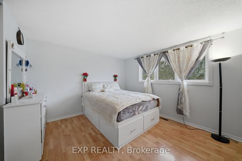 Photo 19 at 180 Equestrian Drive, Bridlewood, Kanata