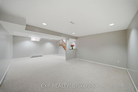 Photo 27 at 180 Equestrian Drive, Bridlewood, Kanata