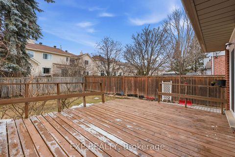 Photo 33 at 180 Equestrian Drive, Bridlewood, Kanata