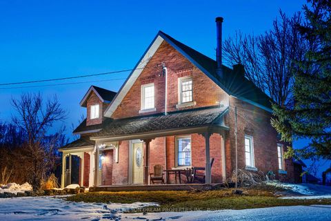 Photo 1 at 3758 Woodkilton Road, Dunrobin, Constance Bay