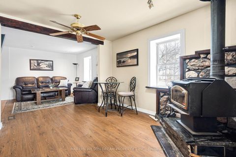 Photo 8 at 3758 Woodkilton Road, Dunrobin, Constance Bay