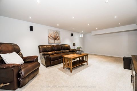 Photo 29 at 38 HOBIN Street, Stittsville (Central), Stittsville