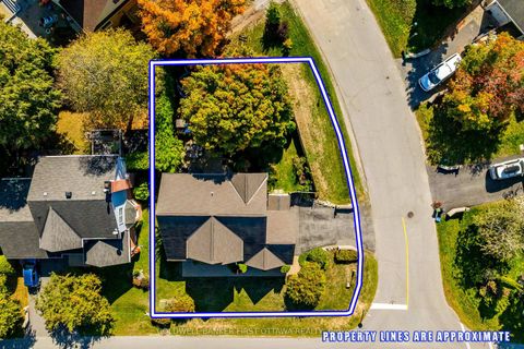 Photo 31 at 38 HOBIN Street, Stittsville (Central), Stittsville