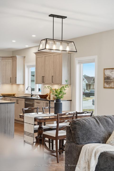 Photo 18 at 757 Meadowridge Circle, CARP, Carp