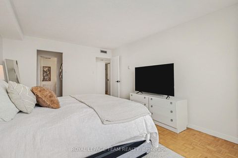 Photo 18 at 1701 - 20 The Driveway, Ottawa Centre/Golden Triangle, Ottawa Centre