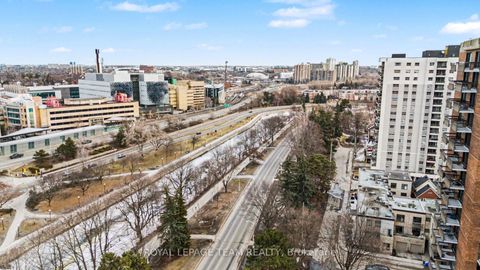 Photo 31 at 1701 - 20 The Driveway, Ottawa Centre/Golden Triangle, Ottawa Centre