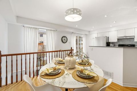 Photo 9 at 555 Aberfoyle Circle, Morgan's Grant/South March, Kanata