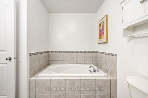 Photo 24 at 555 Aberfoyle Circle, Morgan's Grant/South March, Kanata