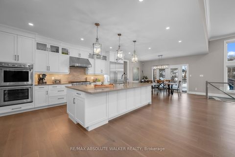 Photo 13 at 700 Mcmanus Avenue, Manotick Village & Manotick Estates, Manotick