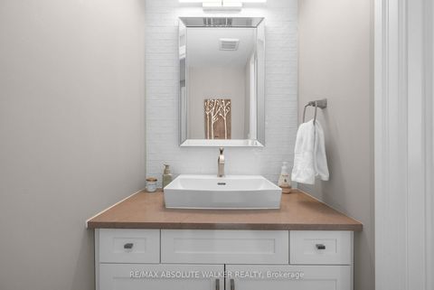 Photo 31 at 700 Mcmanus Avenue, Manotick Village & Manotick Estates, Manotick