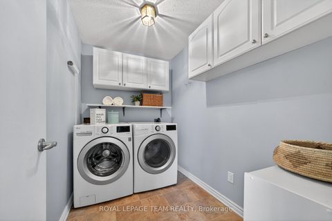 Photo 18 at 11 Glen Abbey Crescent, Stittsville (Central), Stittsville