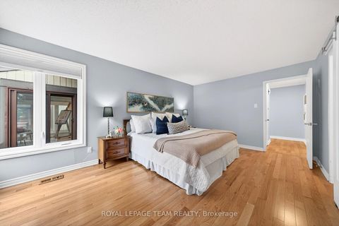 Photo 23 at 11 Glen Abbey Crescent, Stittsville (Central), Stittsville