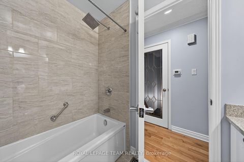 Photo 26 at 11 Glen Abbey Crescent, Stittsville (Central), Stittsville