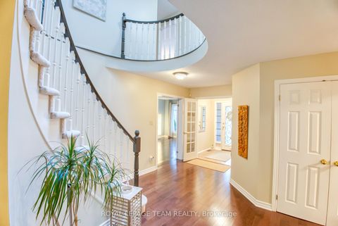 Photo 3 at 27 Sherk Crescent, Kanata Lakes/Heritage Hills, Kanata