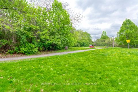 Photo 37 at 27 Sherk Crescent, Kanata Lakes/Heritage Hills, Kanata