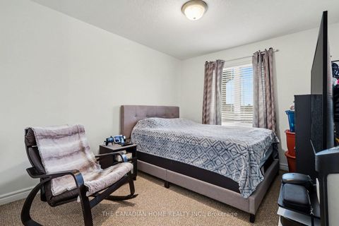 Photo 9 at 265 Wildcliff Way, Avalon East, Orleans