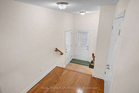 Photo 2 at 716 Whaley Ridge, Avalon East, Orleans