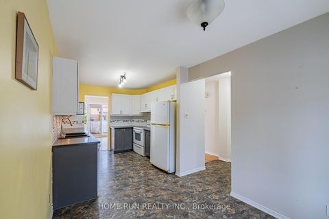 Photo 14 at 182 Windhurst Drive, Nepean (Barrhaven East), Ottawa