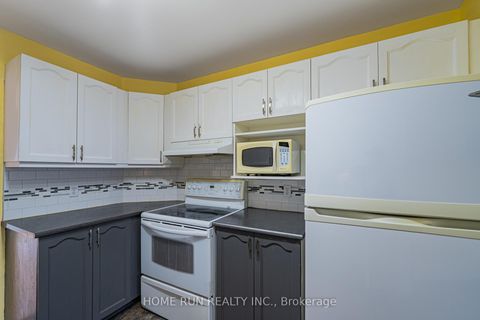 Photo 15 at 182 Windhurst Drive, Nepean (Barrhaven East), Ottawa