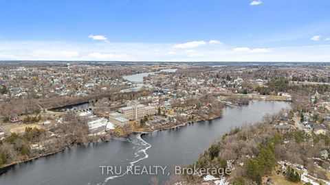 Photo 2 at 308 - 1 Rosamond Street E, Almonte, Mississippi Mills