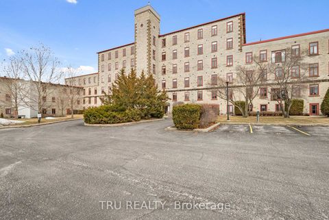 Photo 4 at 308 - 1 Rosamond Street E, Almonte, Mississippi Mills