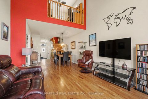 Photo 6 at 919 Markwick Crescent, Notting Hill/Summerside, Orleans