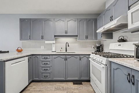 Photo 9 at 919 Markwick Crescent, Notting Hill/Summerside, Orleans