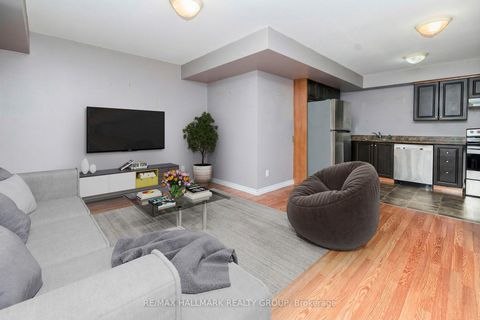 Photo 5 at 1796 Dumas Street, Chateauneuf, Orleans