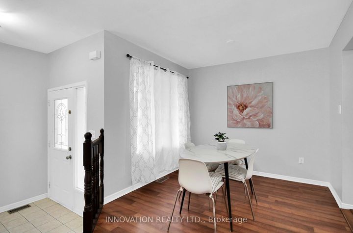 Photo 5 at 64 Daventry Crescent, Nepean (Longfields), Ottawa