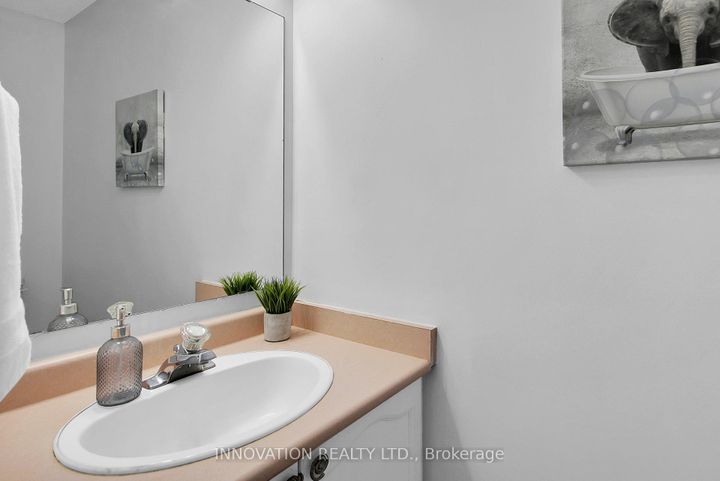 Photo 18 at 64 Daventry Crescent, Nepean (Longfields), Ottawa