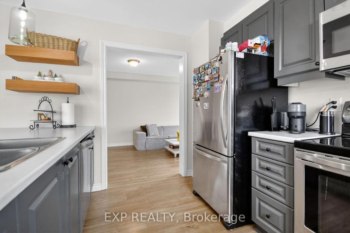 Photo 7 at 549 ENSATINA Crescent, Nepean (Half Moon Bay), Ottawa