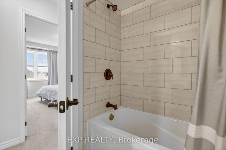 Photo 30 at 549 ENSATINA Crescent, Nepean (Half Moon Bay), Ottawa