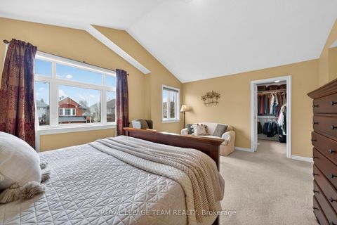 Photo 24 at 131 Spiritwood Drive, Emerald Meadows/Trailwest, Kanata