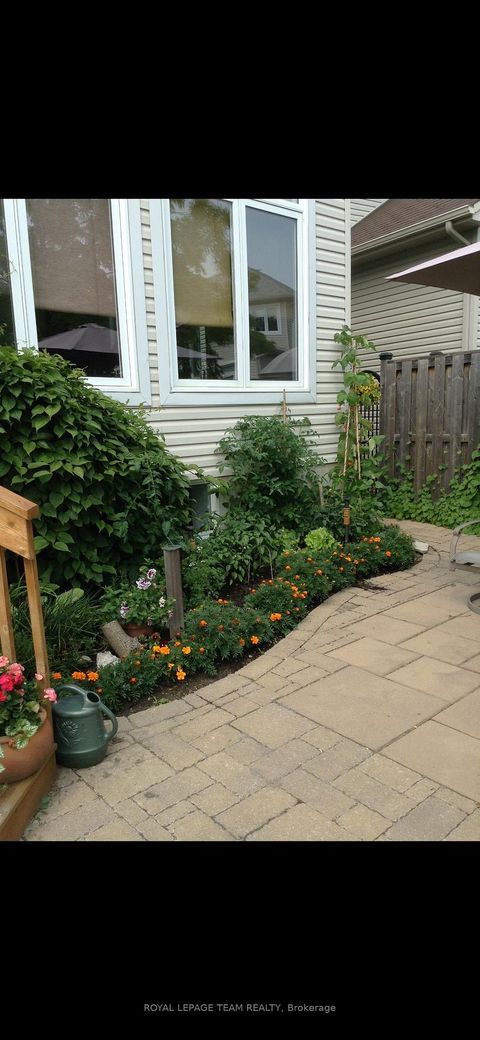 Photo 44 at 131 Spiritwood Drive, Emerald Meadows/Trailwest, Kanata